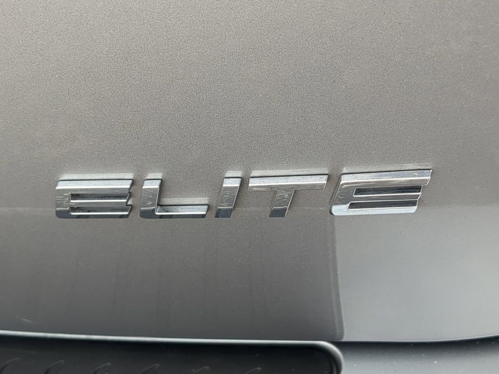 Used 2020 Silver Honda Elite image 11