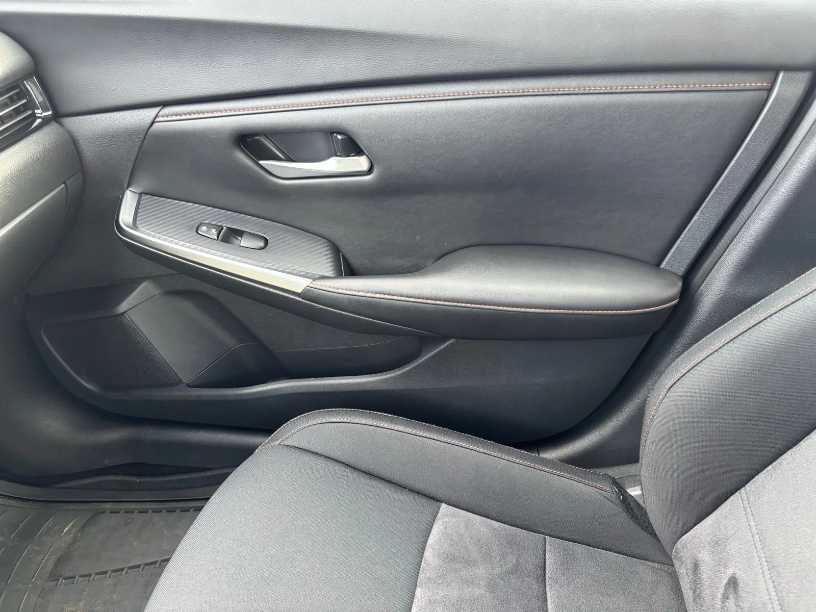 2024 Nissan Sentra SR - Photo 14