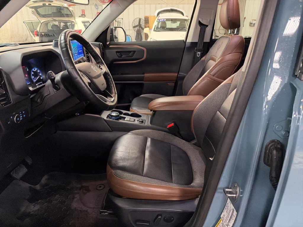 Used 2021 Blue Ford Outer Banks image 14