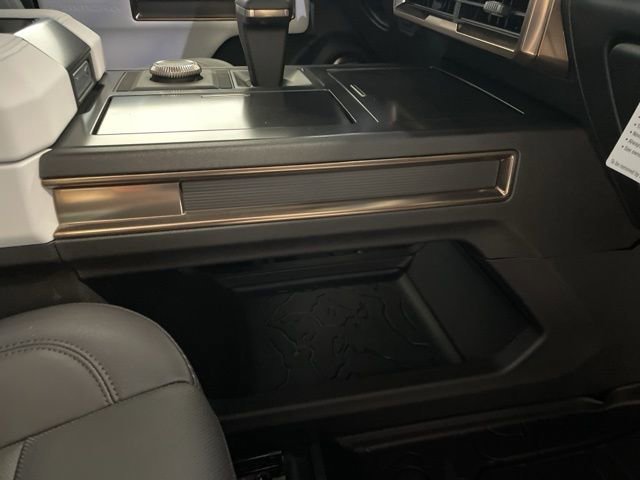 2025 GMC HUMMER EV 2X - Photo 49