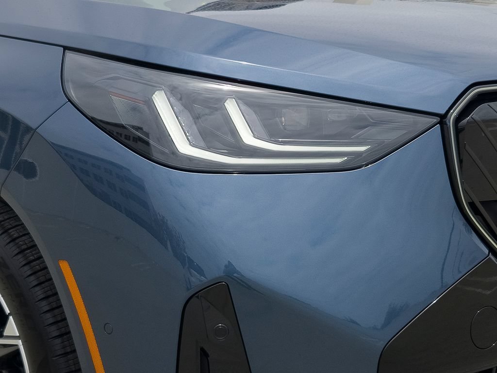 New 2026 Arctic Race Blue metallic BMW 30 xDrive image 7