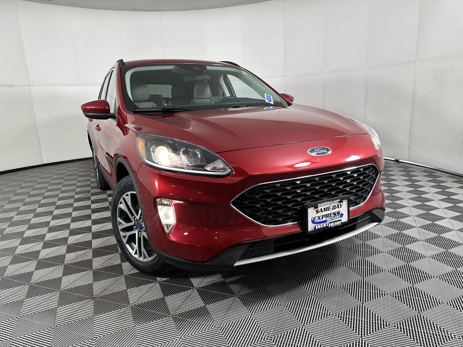 Used 2021 Rapid Red Metallic Tinted Clearcoat Ford SEL image 19