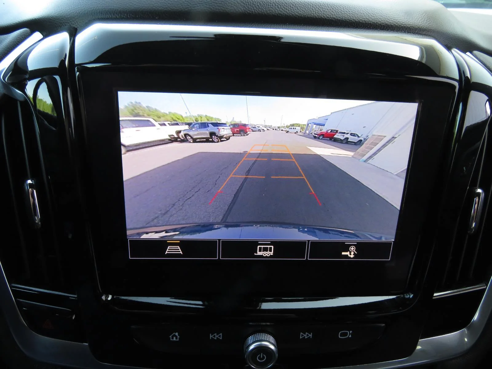Used 2023 Northsky Blue Metallic Chevrolet LT Cloth image 33