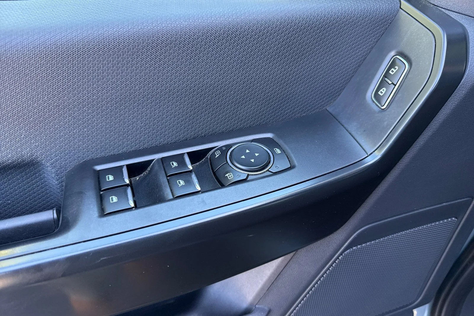 Used 2023 Blue Ford XL image 8