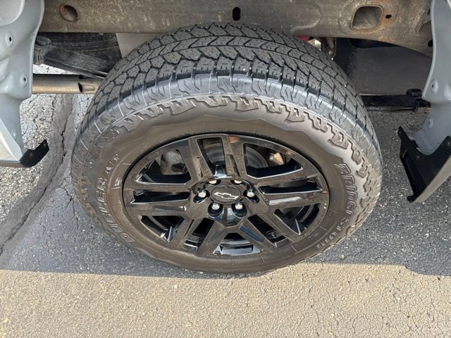 Used 2024 Slate Gray Metallic Chevrolet LT Trail Boss image 17