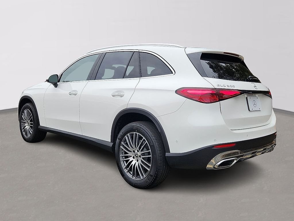 Used 2026 Polar White Mercedes-Benz GLC 300 image 4
