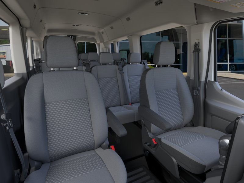 New 2026 Oxford White Ford Passenger Van XL image 37