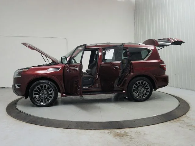 Used 2023 Red Nissan Platinum image 12