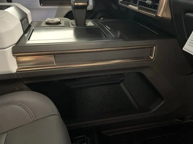 2025 GMC HUMMER EV 2X - Photo 49