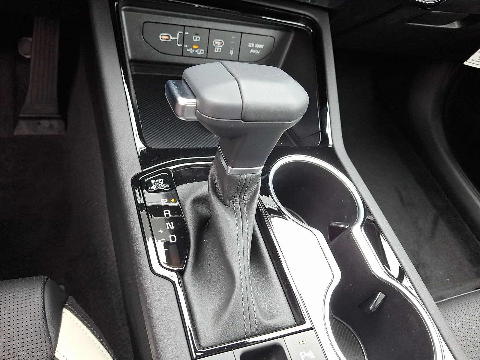 New 2026 White Kia GT-Line image 16