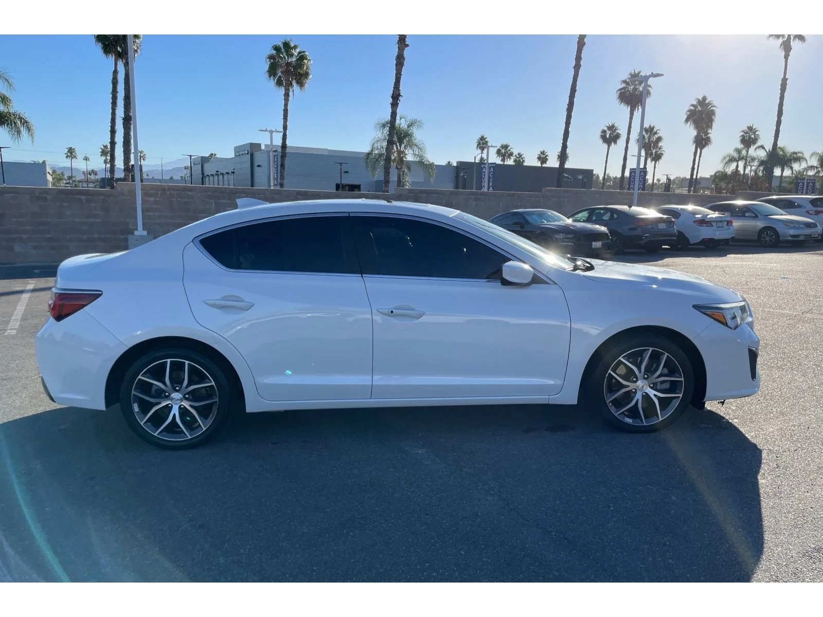 Used 2020 Platinum White Pearl Acura w/Technology Pkg image 6