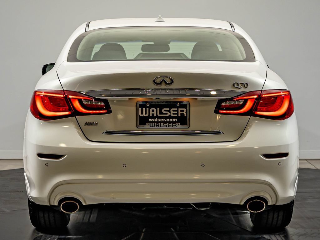 Used 2015 Moonlight White INFINITI 3.7X image 7