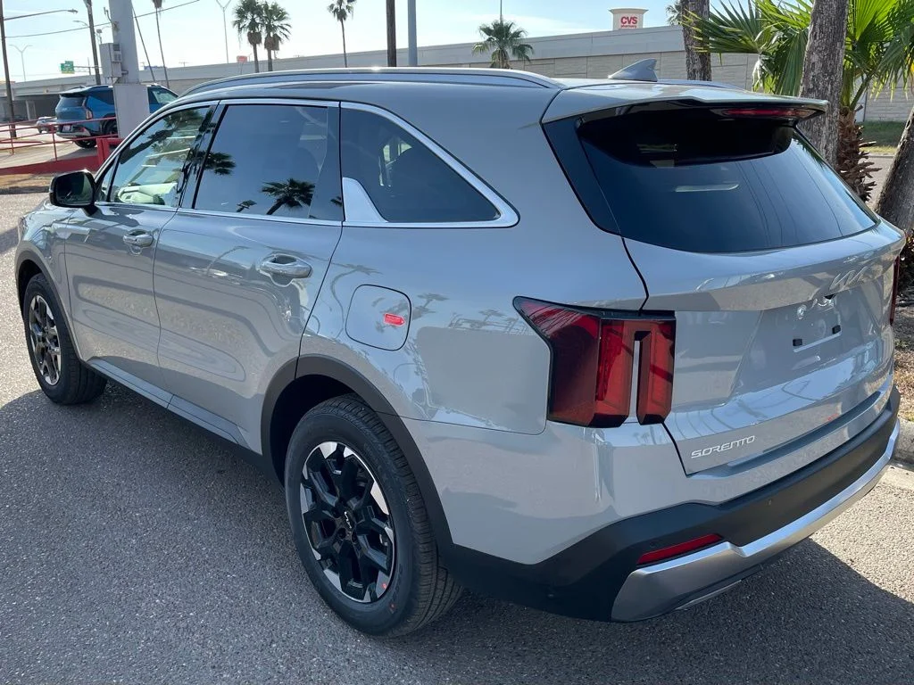 New 2026 Gray Kia S image 5
