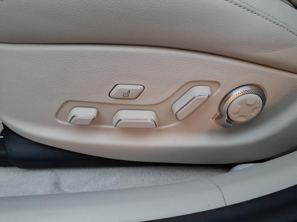 2026 GENESIS G80 Sport Prestige - Photo 12
