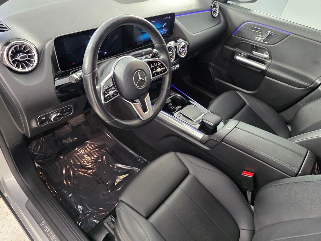 Used 2021 Silver Mercedes-Benz GLA 250 image 10