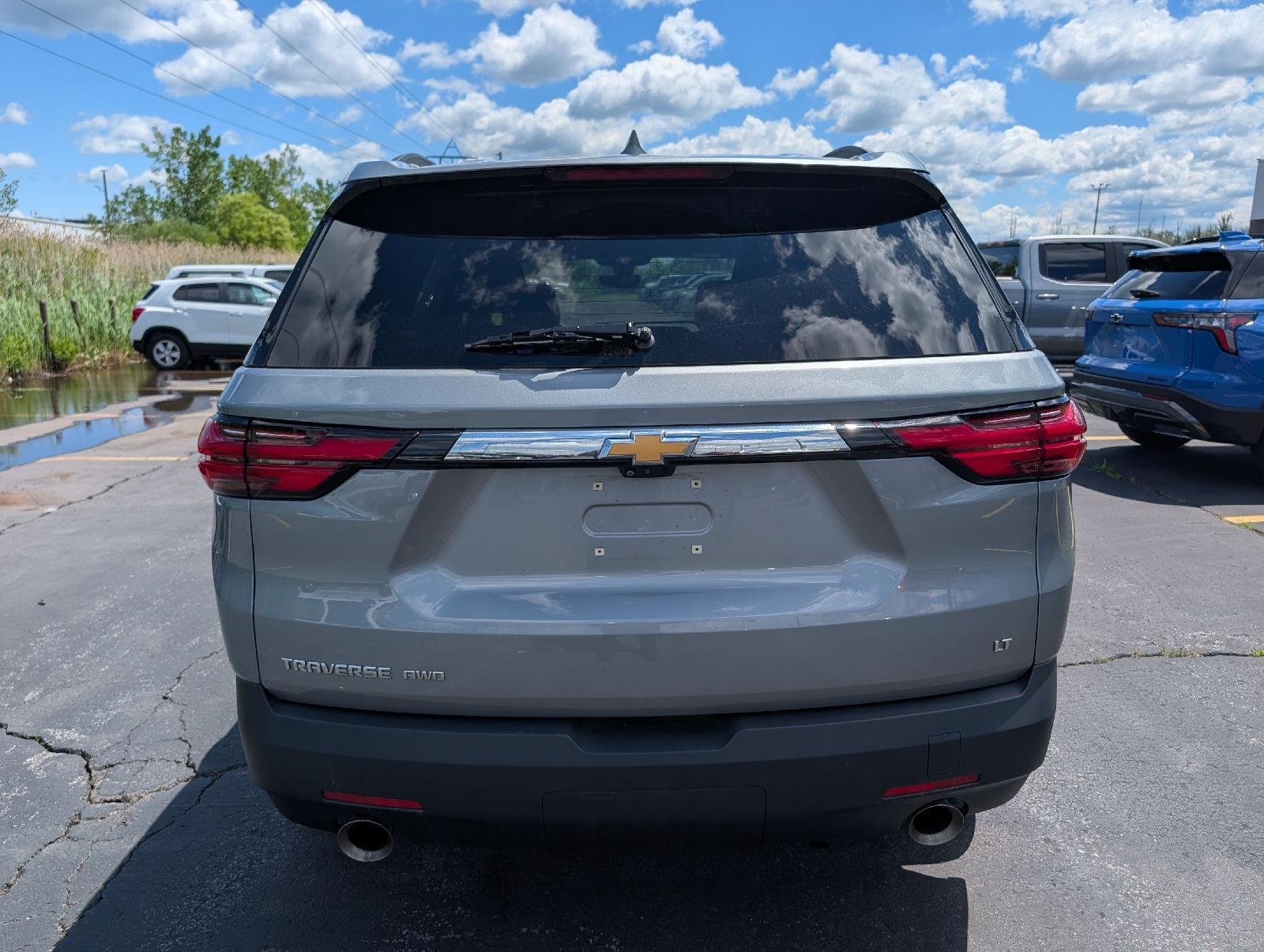 Used 2023 Sterling Gray Metallic Chevrolet LT Cloth image 6