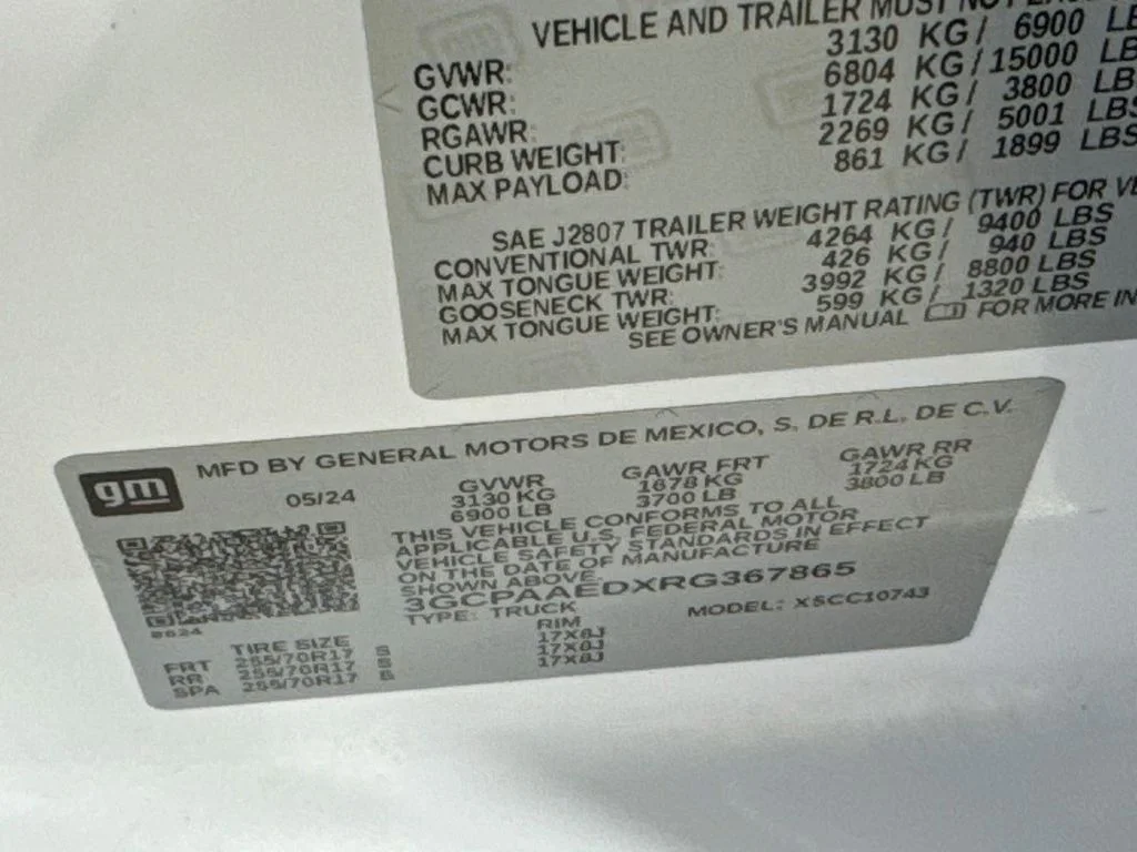 Used 2024 White Chevrolet WT image 40