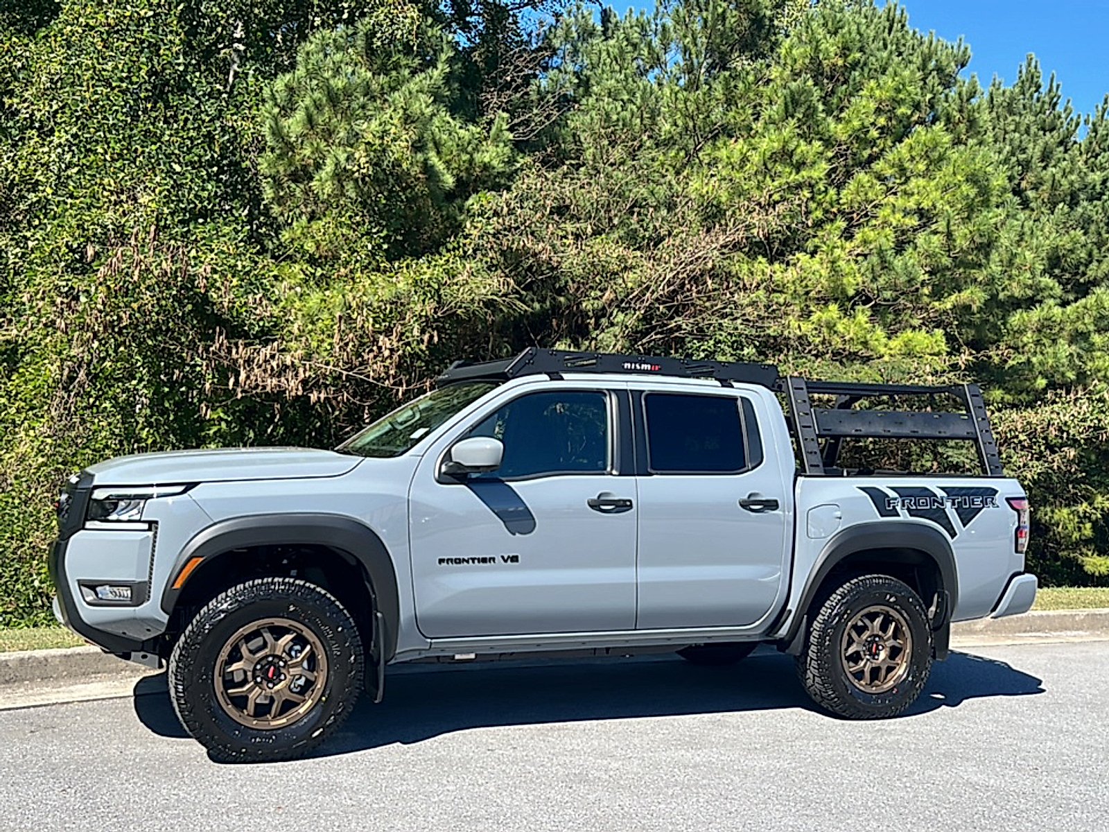 New 2027 Boulder Gray Pearl Nissan PRO-4X image 4