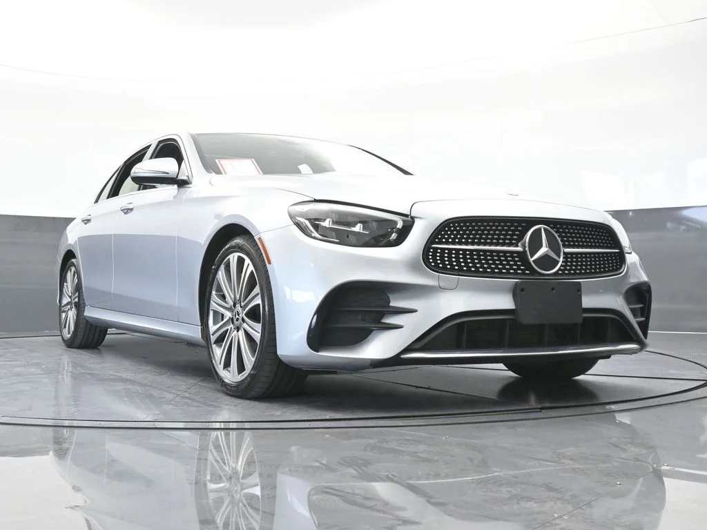 Used 2021 Gray Metallic Mercedes-Benz E 450 image 65
