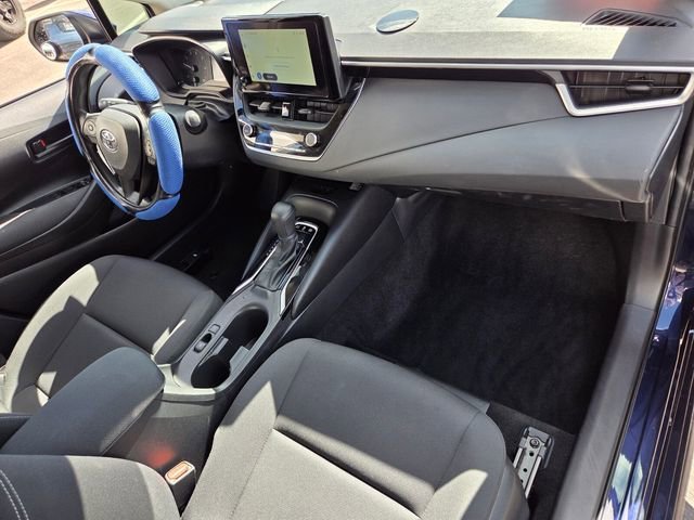 2025 Toyota Corolla LE - Photo 16
