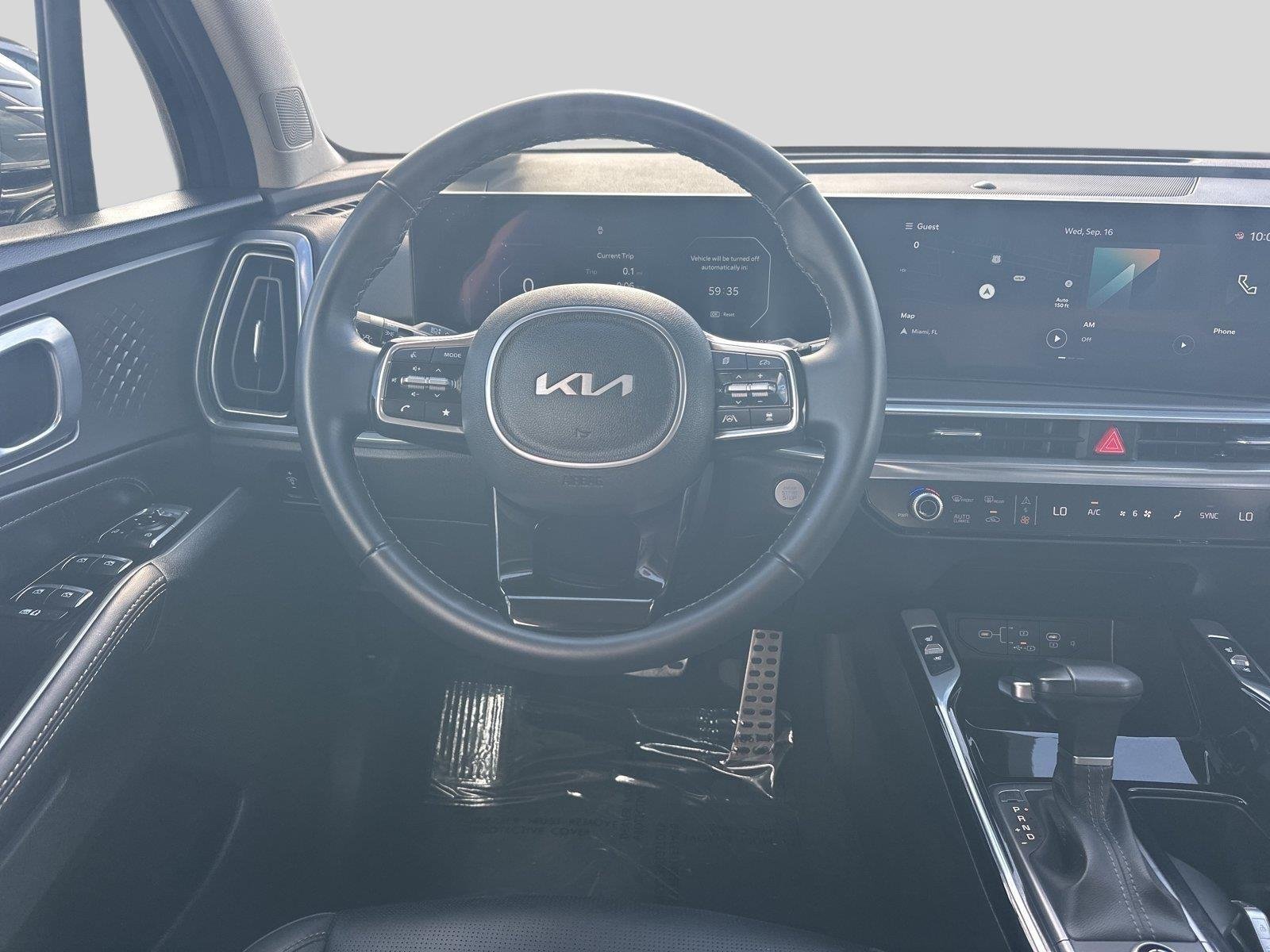Used 2025 Everlasting Silver Kia SX image 31