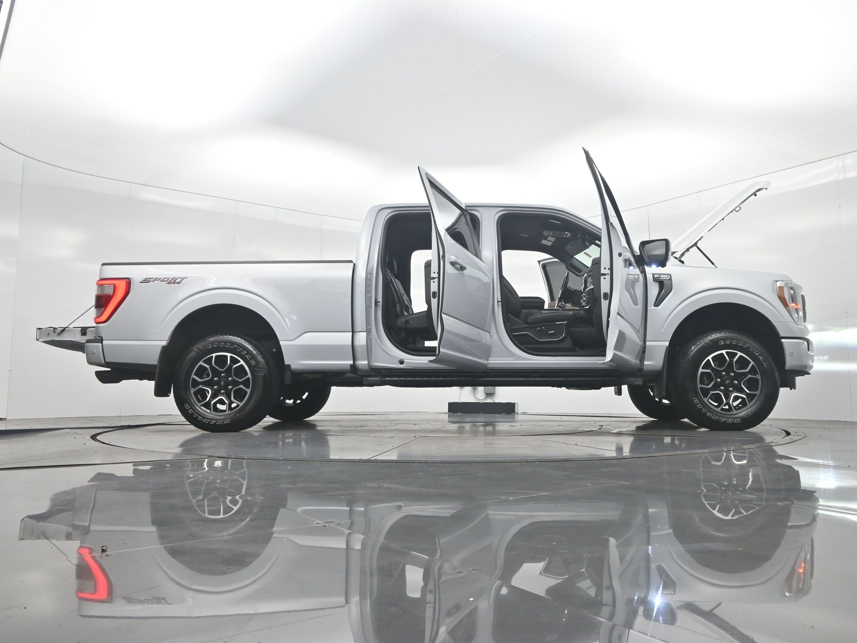 Certified Used 2021 White Metallic Ford LARIAT image 53