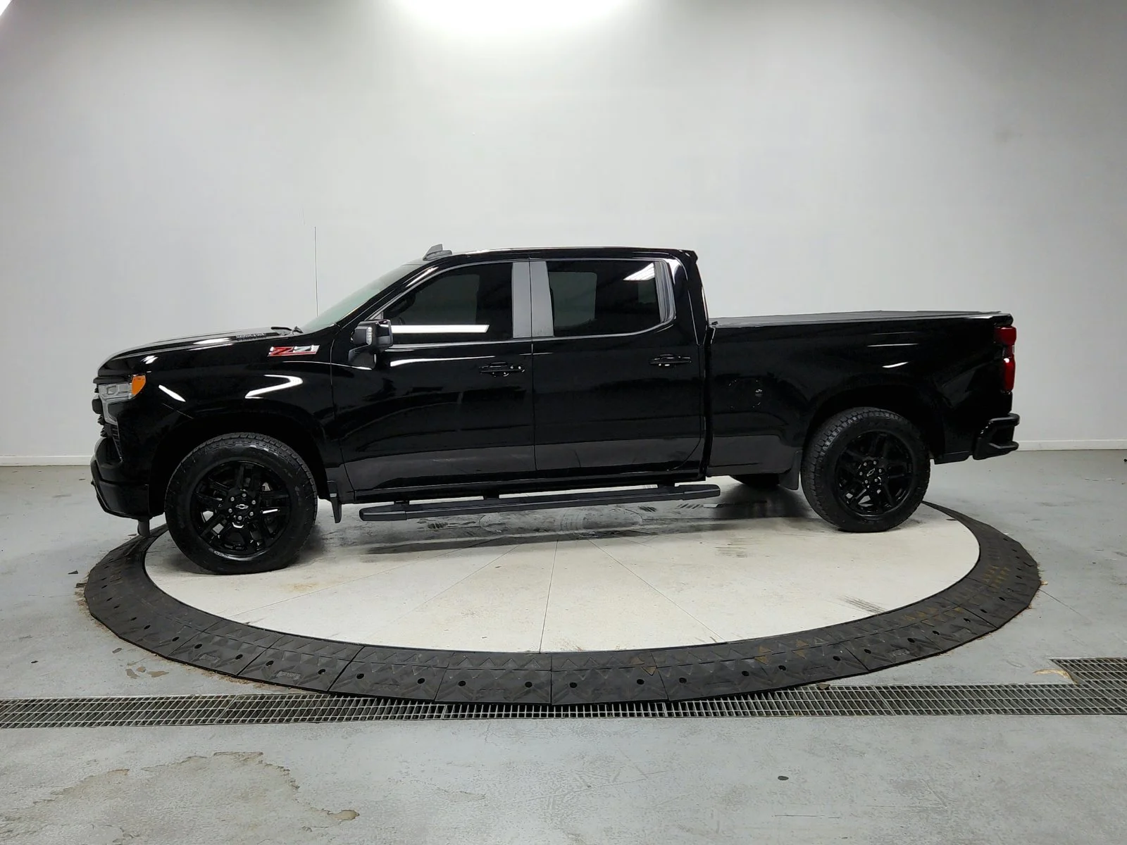 Used 2024 Black Chevrolet RST image 5