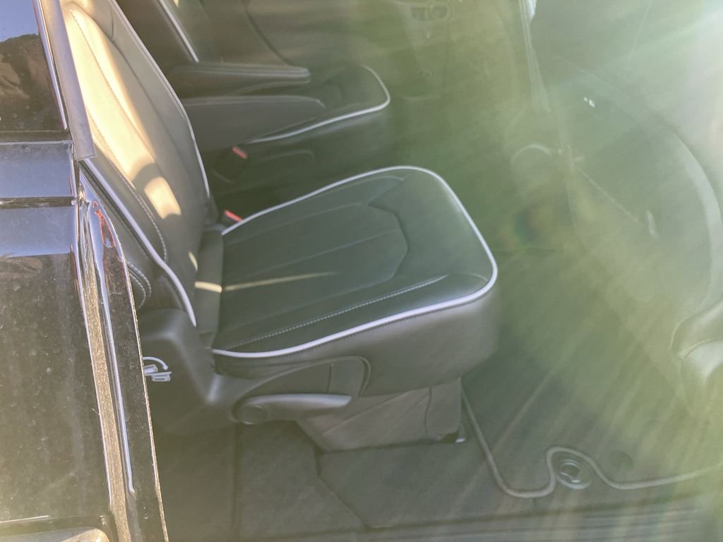 2026 Chrysler Pacifica Limited - Photo 43