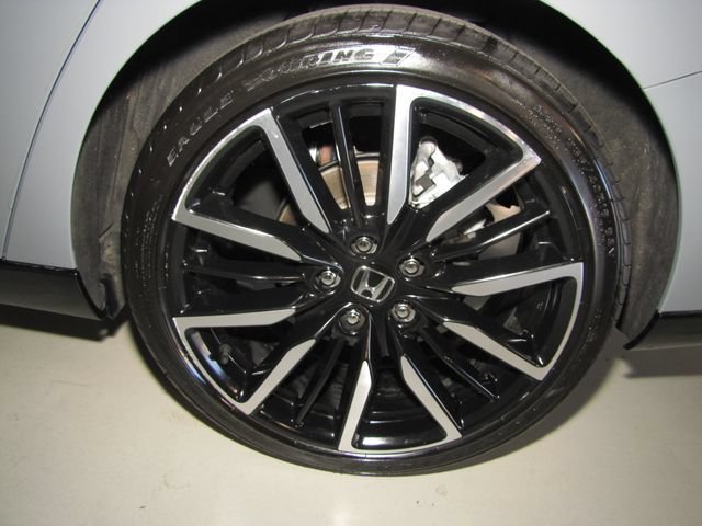 Certified Used 2024 Urban Gray Pearl Honda Touring image 57