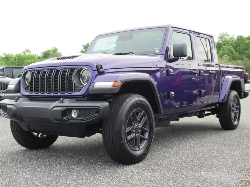 New 2026 Reign Exterior Paint Jeep Sport S image 3