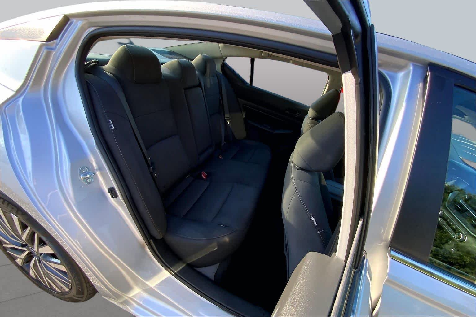 Used 2025 Brilliant Silver Metallic Nissan SV image 17
