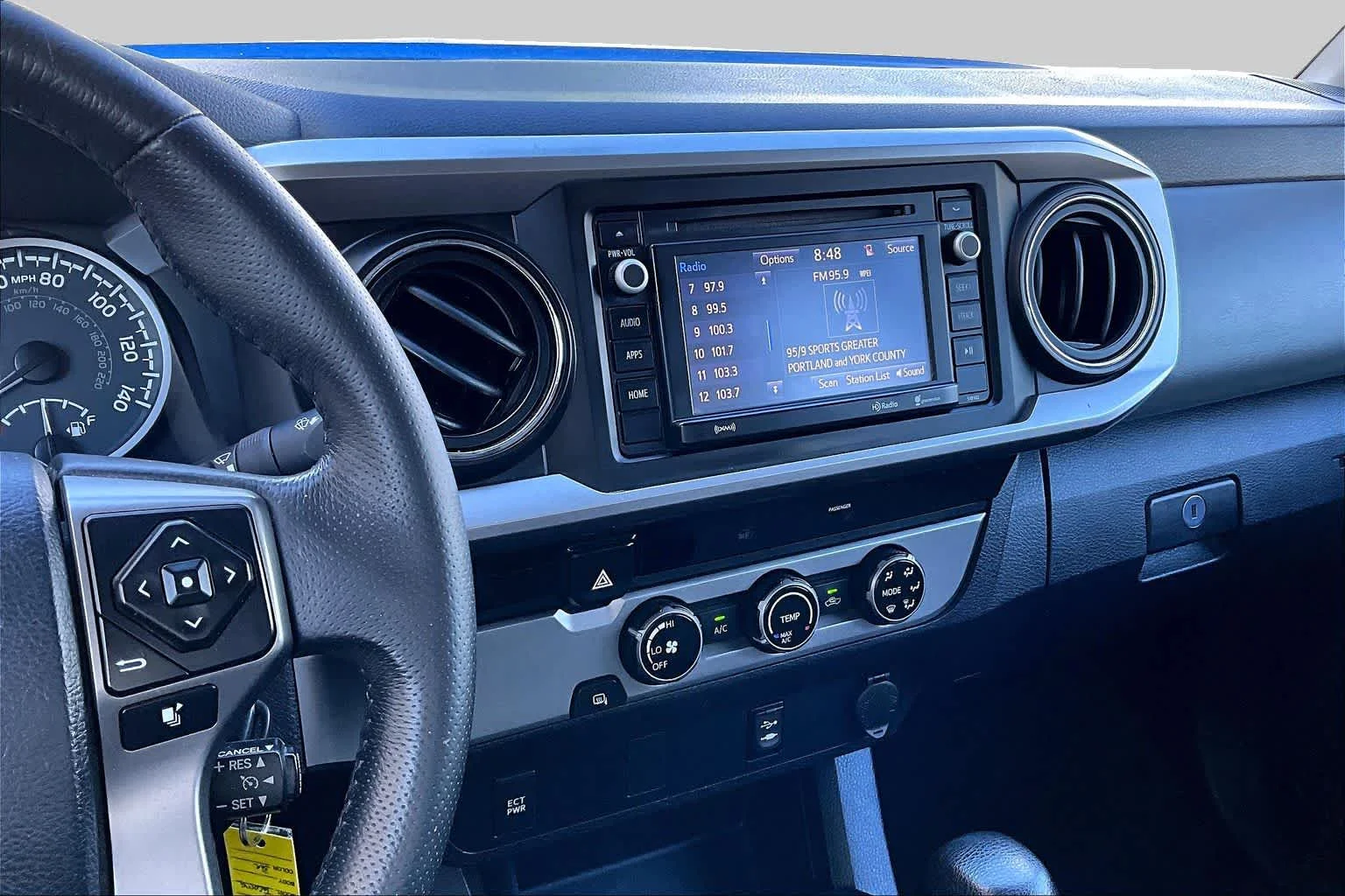 Pre-Owned 2017 Toyota Tacoma SR5