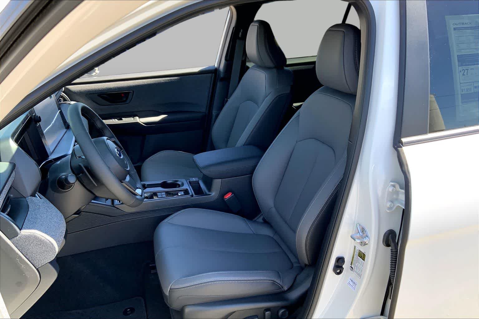New 2026 CRYSTAL WHITE PEARL Subaru Limited image 9