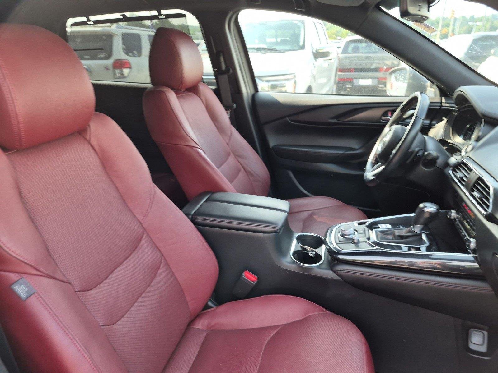 Used 2023 Polymetal Gray Metallic Mazda Carbon Edition image 39
