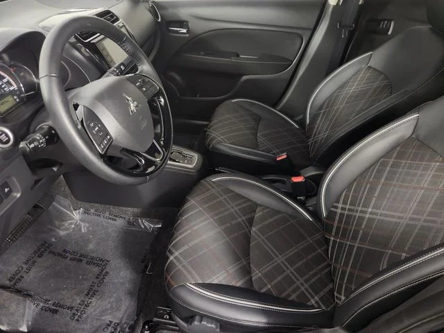 Used 2024 Black Mitsubishi SE image 11