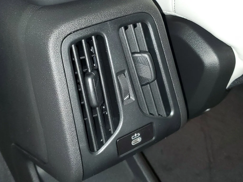 Used 2026 Blue BMW xDrive28i image 13