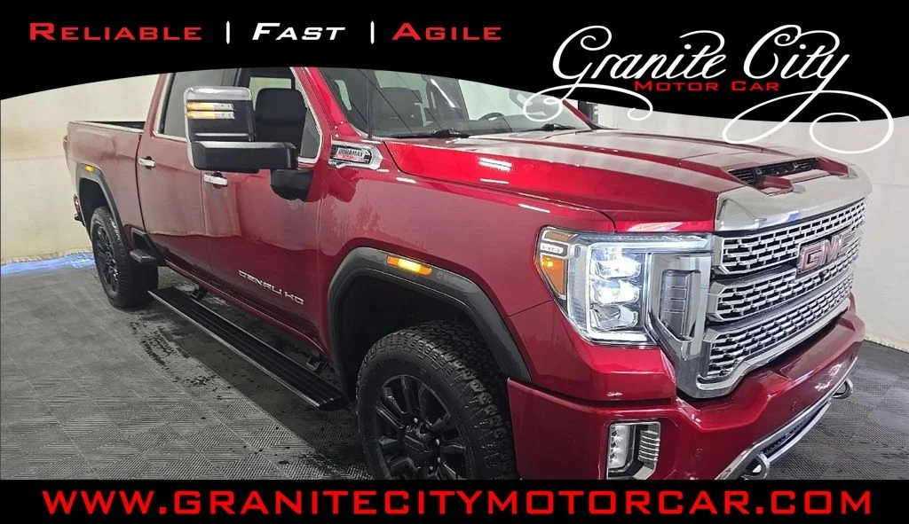2022 GMC Sierra Denali 4WD Crew Cab Standard Box's photo