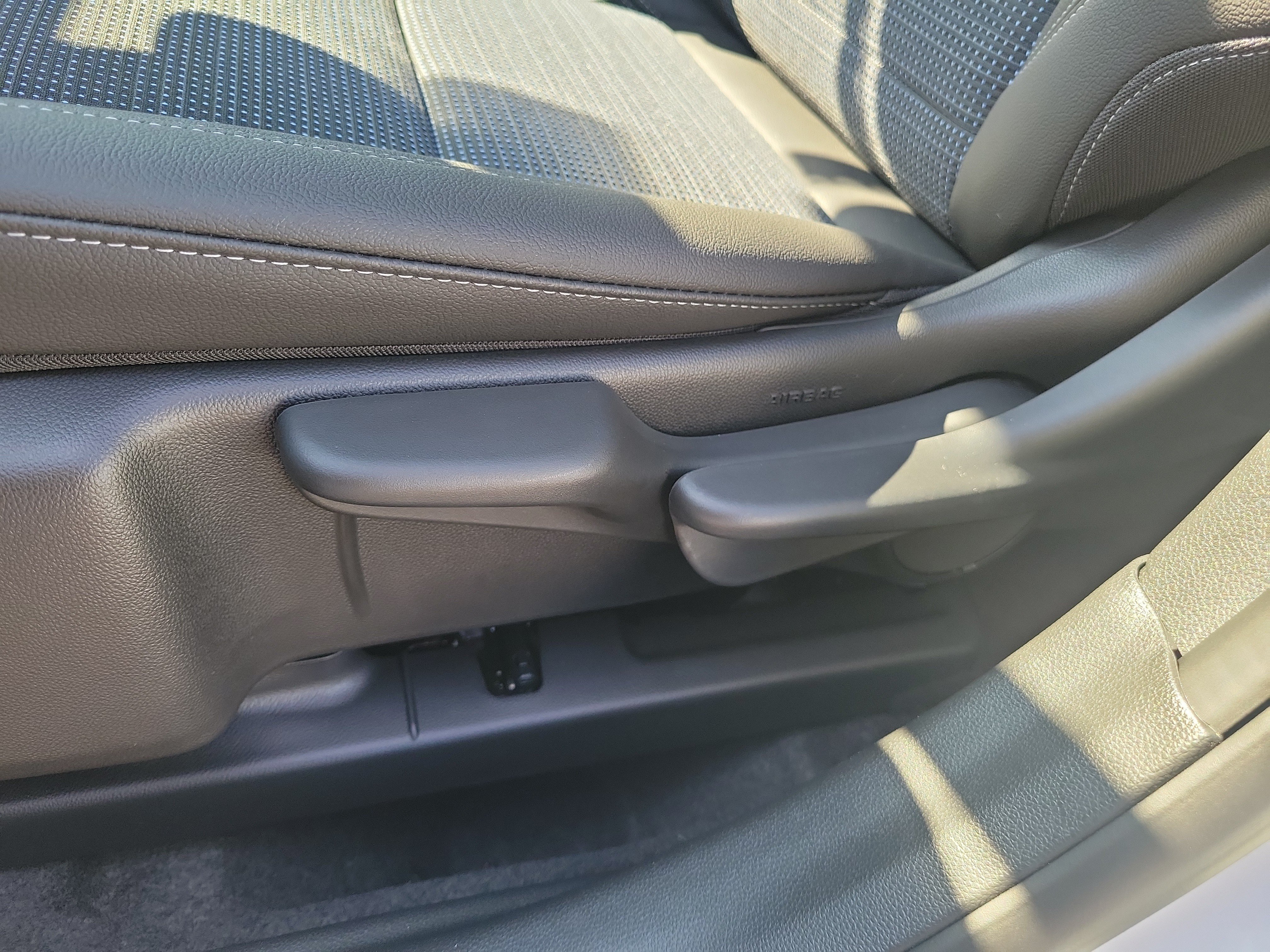 New 2026 Summit White Buick Preferred image 16