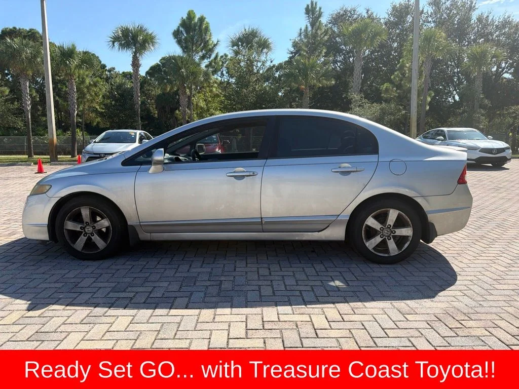 Used 2011 Silver Honda LX-S image 7