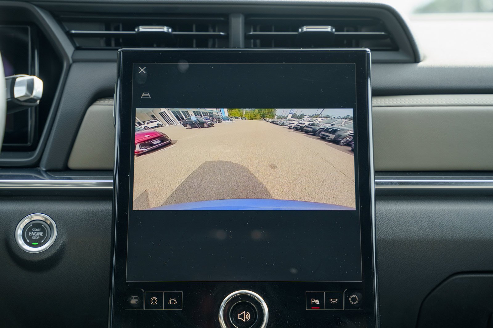 Used 2026 Blue GMC Elevation image 31