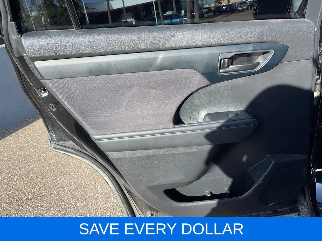 Used 2023 Black Toyota L image 14
