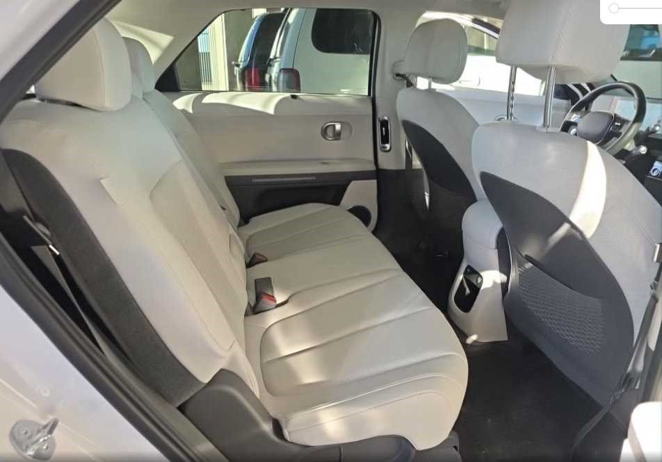 Used 2024 Atlas White Hyundai Limited image 11