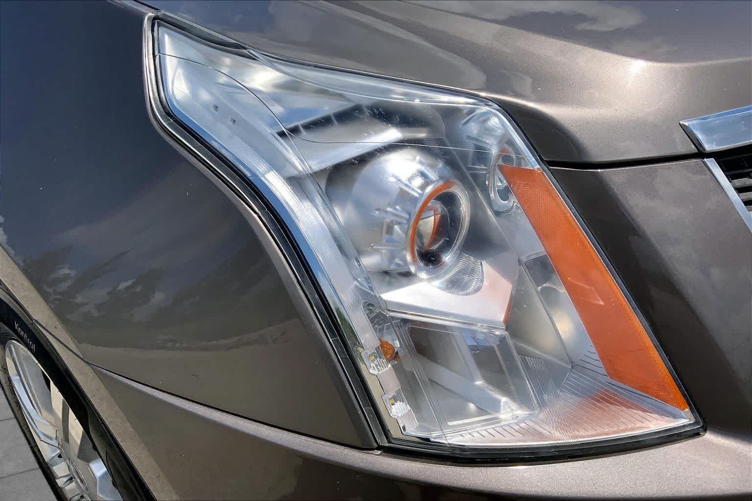 Used 2012 Mocha Steel Metallic Cadillac Luxury Collection image 27
