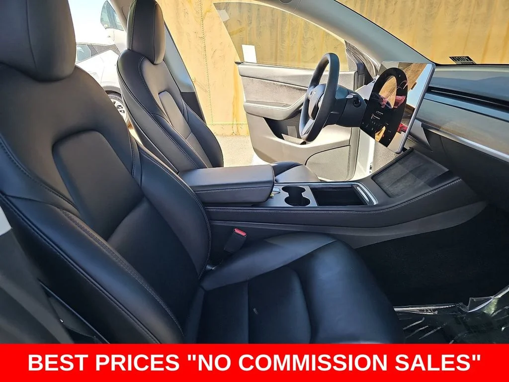 Used 2022 White Tesla Performance image 10