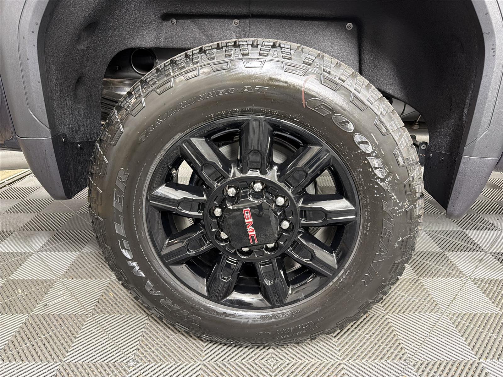 2026 GMC Sierra 2500HD AT4 - Photo 16