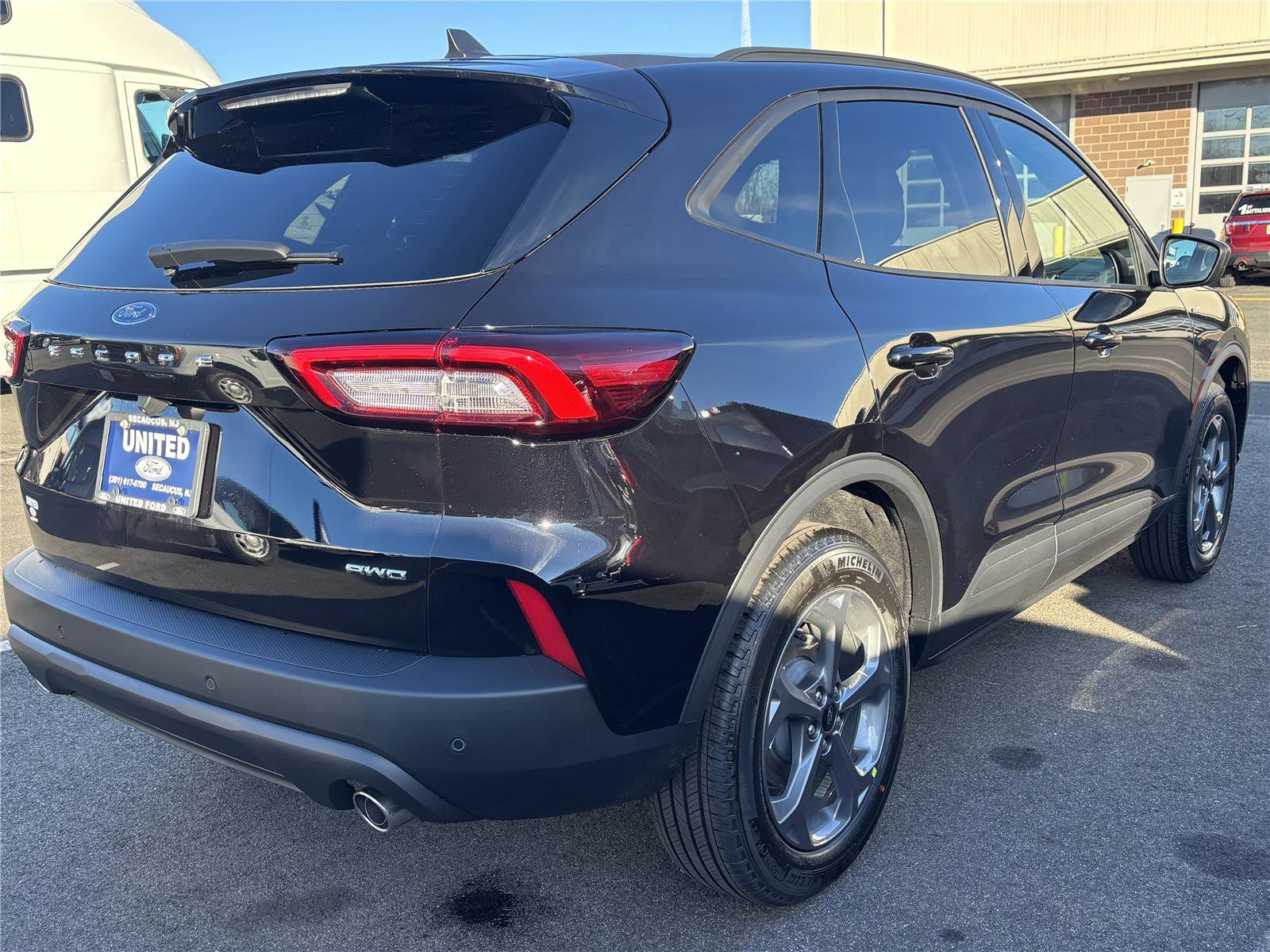 New 2026 Agate Black Metallic Ford ST-Line image 6