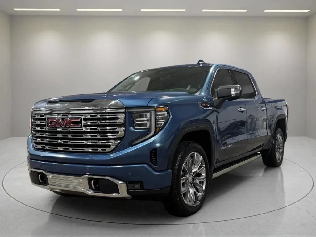 Certified Used 2025 Downpour Metallic GMC Denali image 7