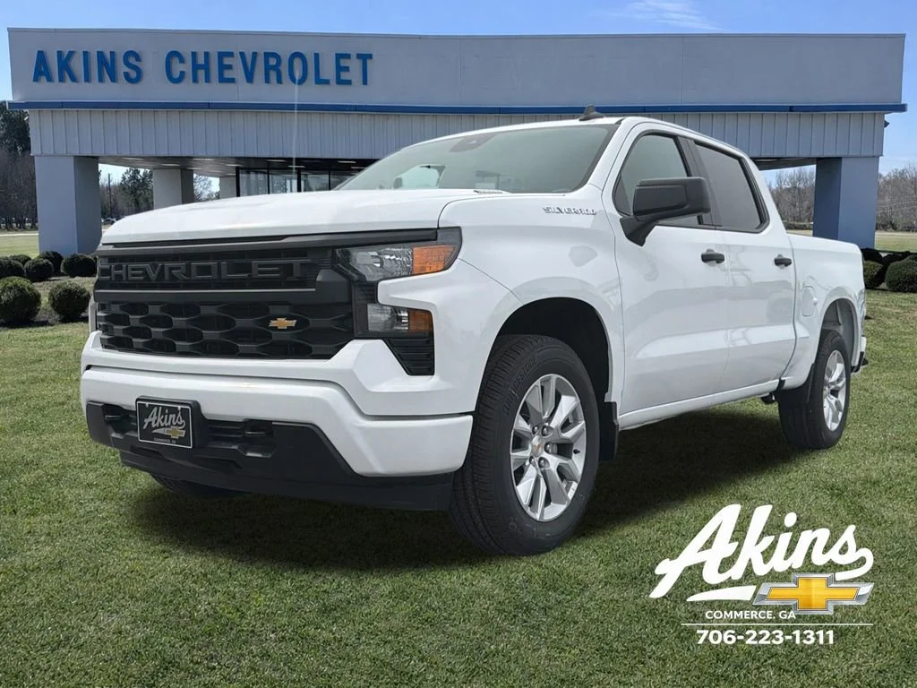 New 2026 Summit White Chevrolet Custom image 9