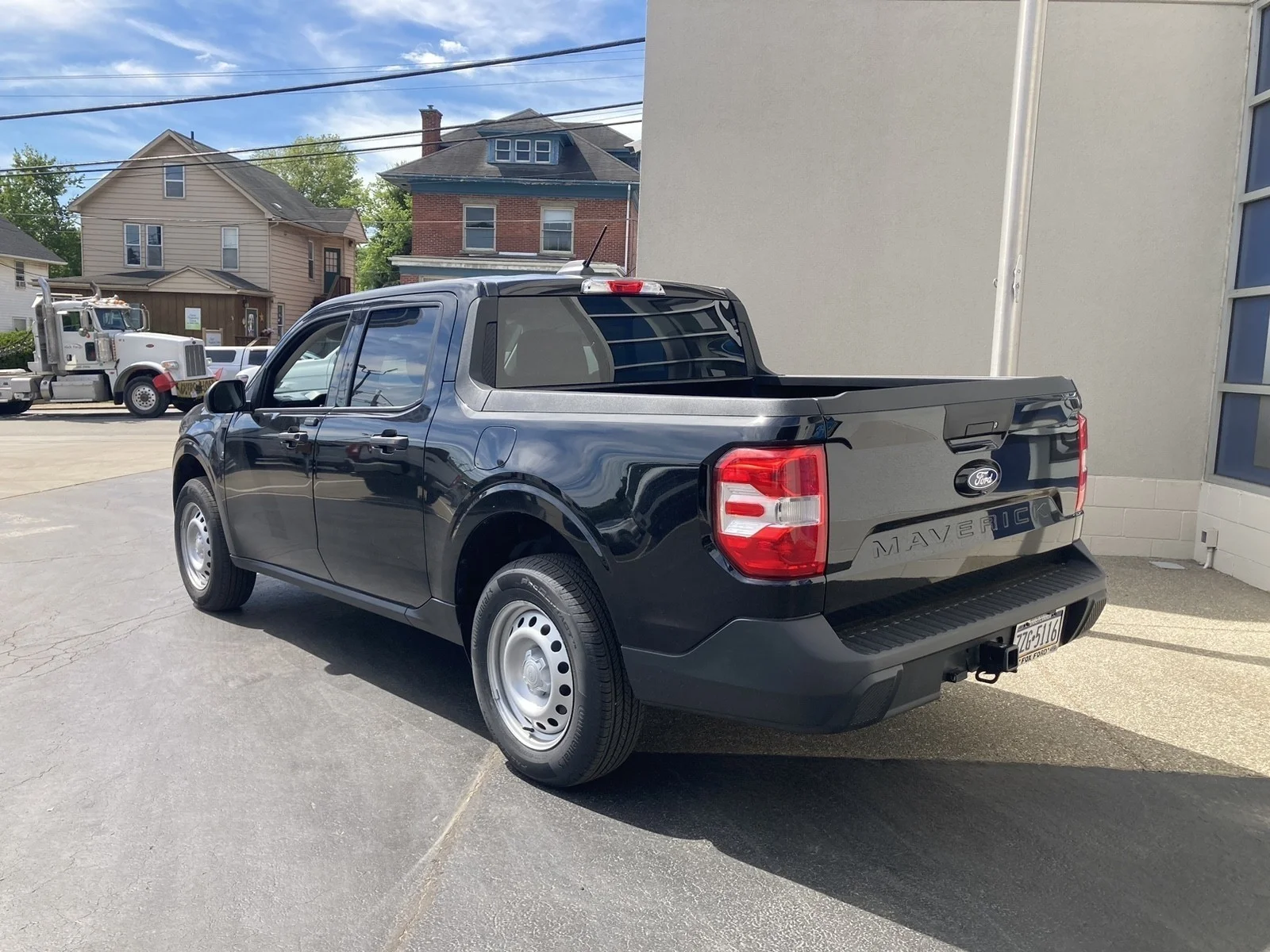 New 2026 Shadow Black Ford XL image 4