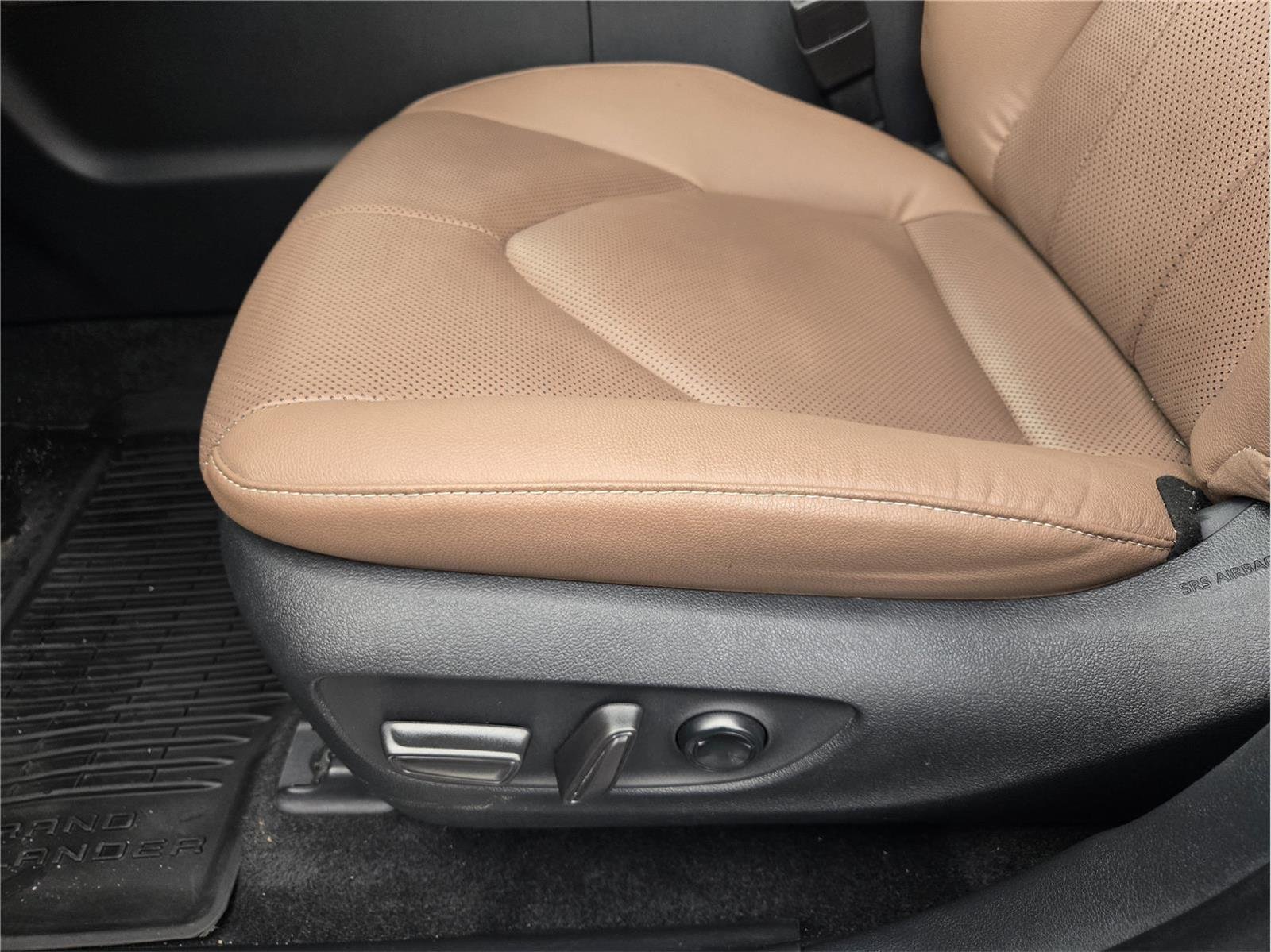 Used 2024 Celestial Silver Metallic Toyota Platinum image 22